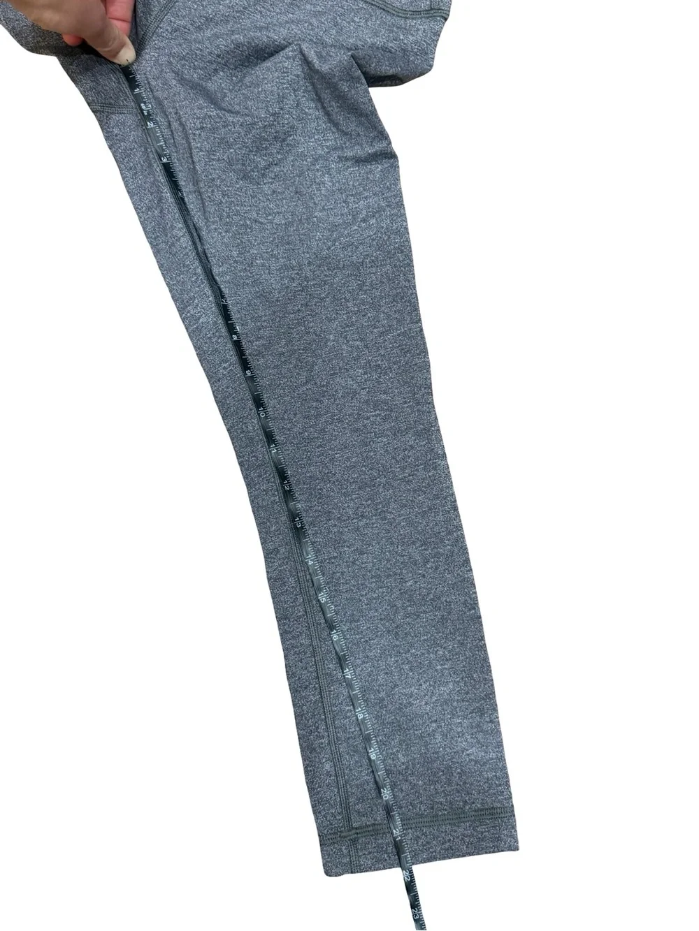 🩶 Lululemon Wunder Under Crop Luxtreme 21